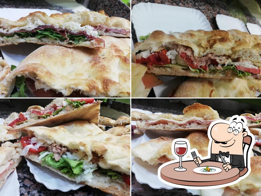 Platti al Lo Spuntino “Pizzeria & Friggitoria” Pizza al taglio, pizze tonde & fritto misto da asporto a Piombino