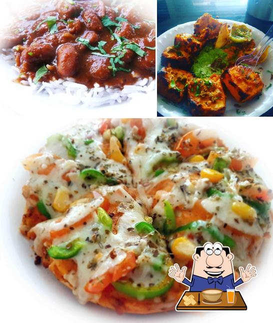 Food at Oye Pappe, स्वाद की लत