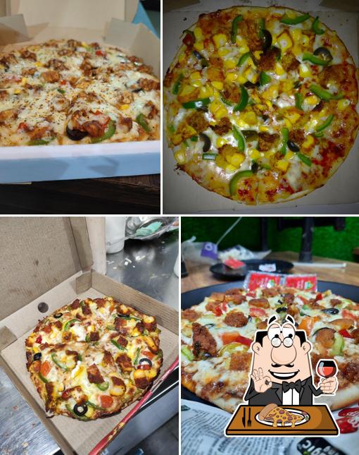 Order pizza at Al.Labbaik Pizza