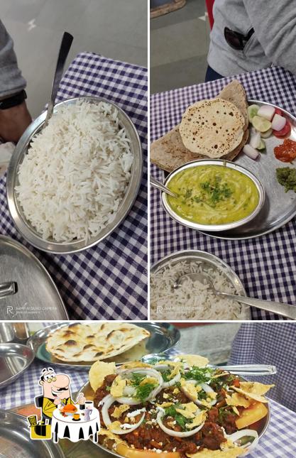 Meals at Babachi Wadi Village Dhaba