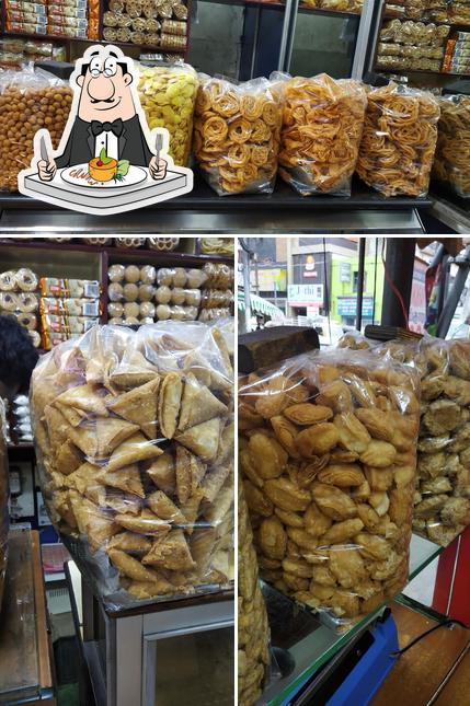 Food at Golden Chips