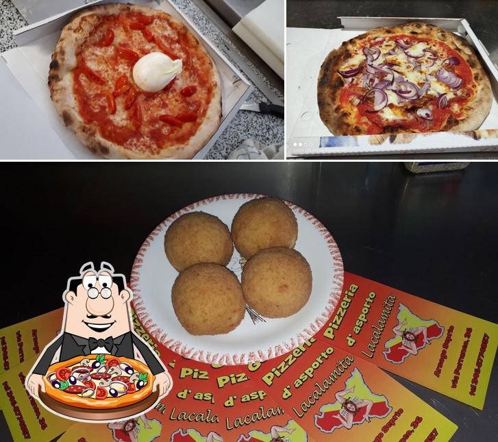 Prenditi una pizza a Pizzeria LACALAMITA#fornoalegna