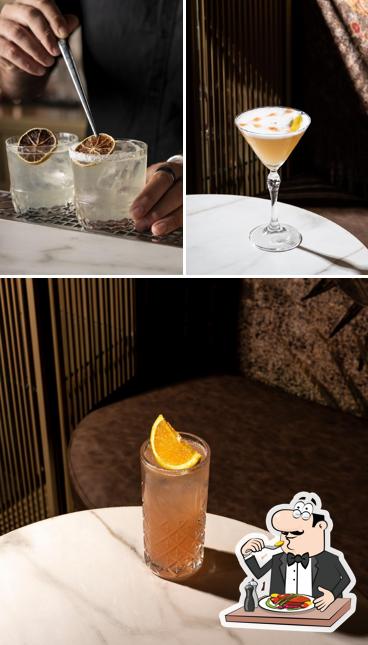 Cibo al SANTO cocktail bar