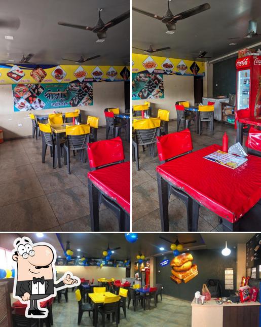 The interior of Jay bhavani Vadapav
