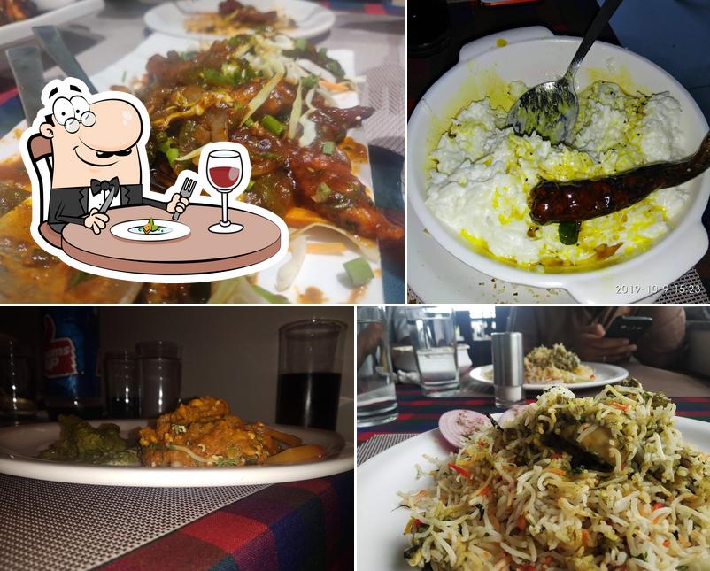 Meals at HOTEL ANJURLI FAMILY RESTO CHIKODI