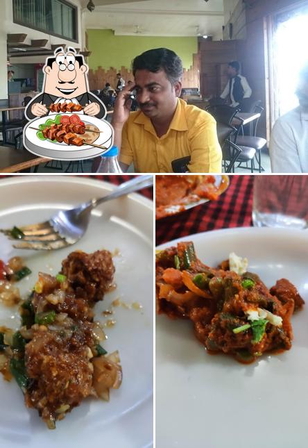 This is the image displaying food and interior at Veg Treat