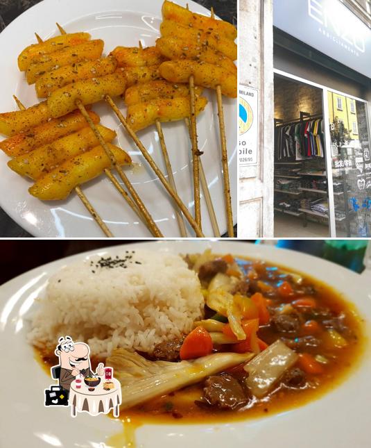 Tra le varie cose da 米兰唐人街 si possono trovare la cibo e interni