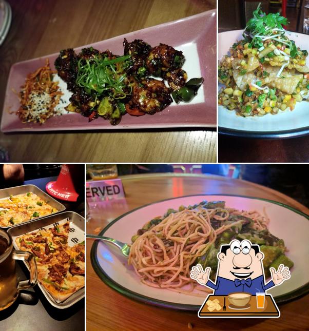 Food at Mansion at Sahara Star