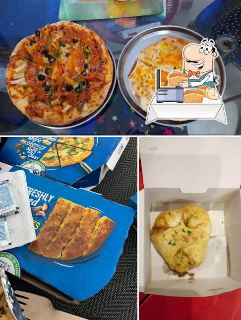 Garlic bread at Domino's Pizza