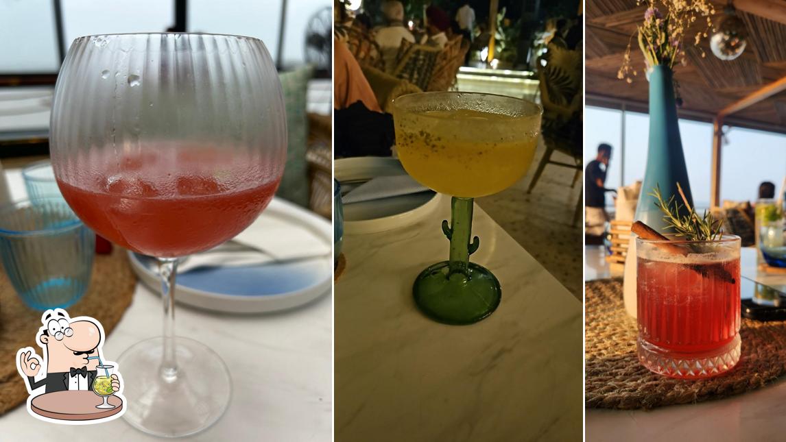 Juice at Kiki - By the sea