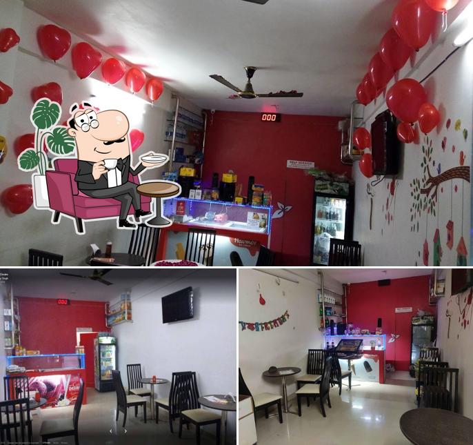 The interior of New Cafe Desire