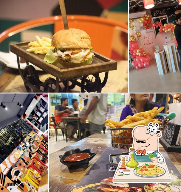 Meals at Helly & Chilly cafe