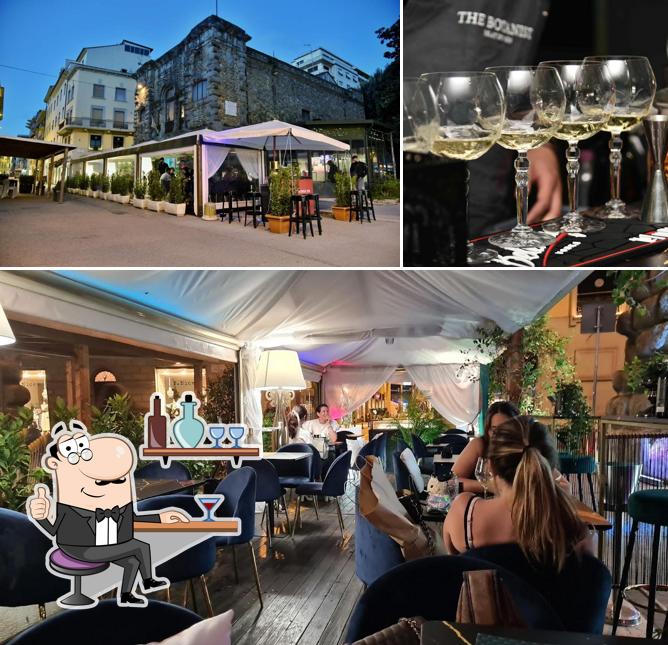 Gli interni di DRAFT Cocktail Bar