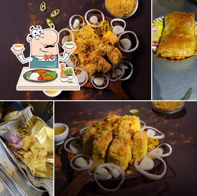 Meals at Bhanu Na Khaman
