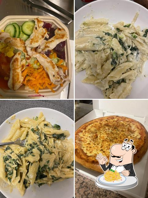 Spaghetti à la carbonara à Classicx Pizza
