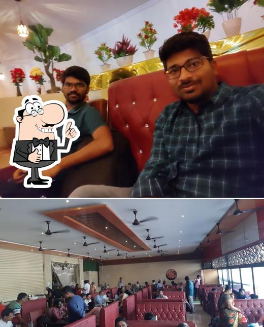 LUCKY FOOD COURT picture