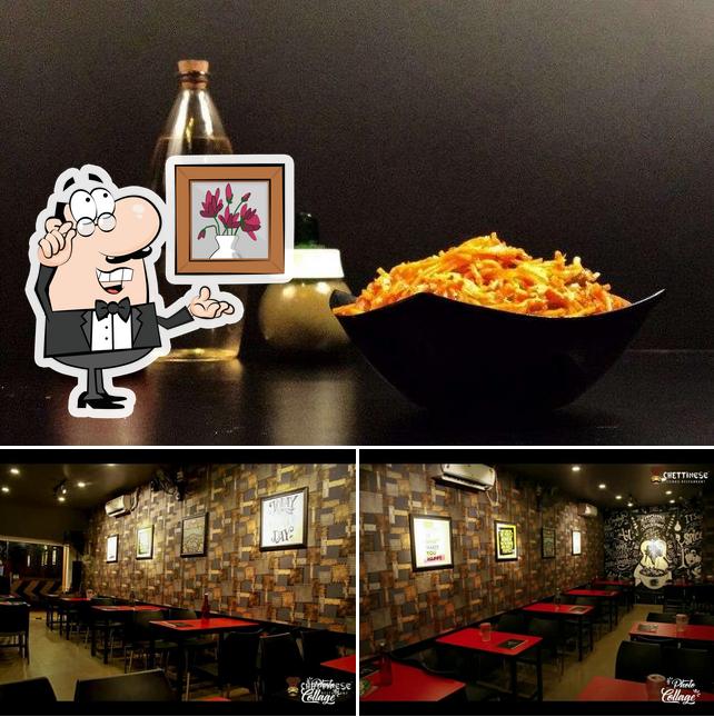 The image of interior and pizza at Chettinese