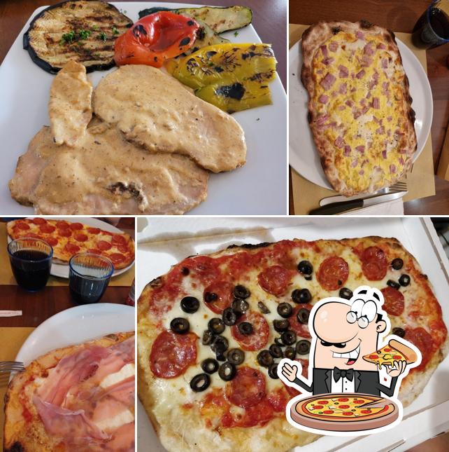 Scegli una pizza a Bar Roma Pinsa e sapori. Pinse pizze hamburger club sandwich