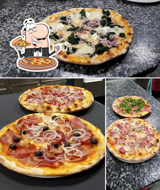 Scegli una pizza a Pizzeria Allegra