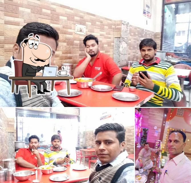 The interior of SHAHI CHICKEN DARBAR