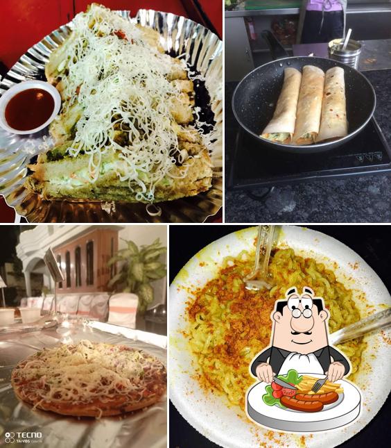 Food at Apnaa Addaa