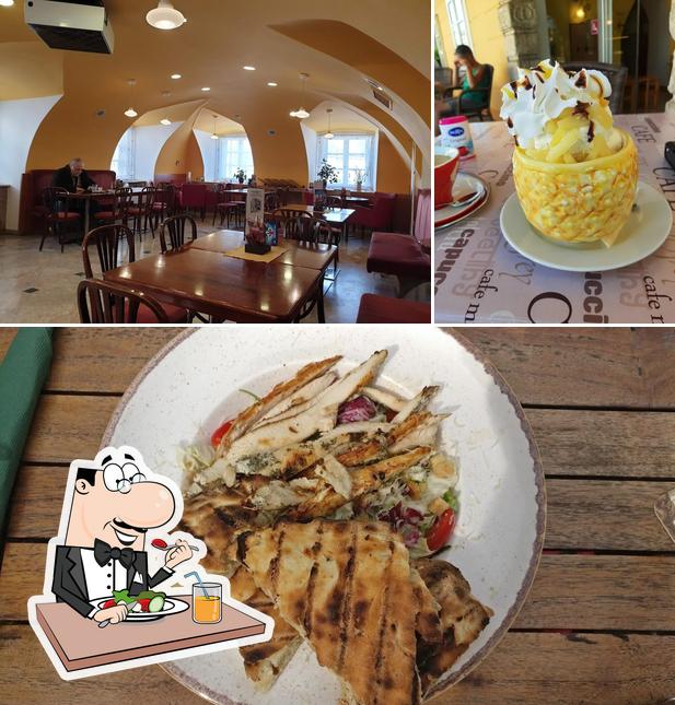 La foto di cibo e interni da Štručka podjetje za trgovino, zunanjo trgovino in proizvod njo