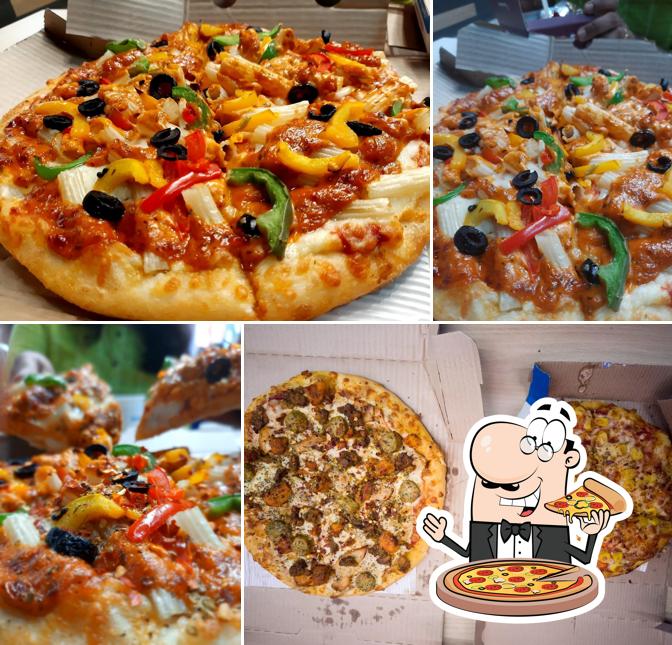 At Domino's Pizza Argora Chowk, you can order pizza