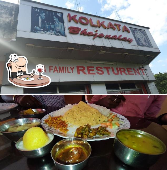 Food at Kolkata Bhojanalaya