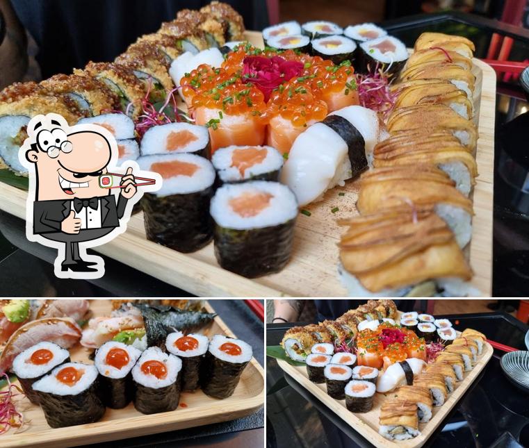 {Restaurant_name} serve piatti di sushi