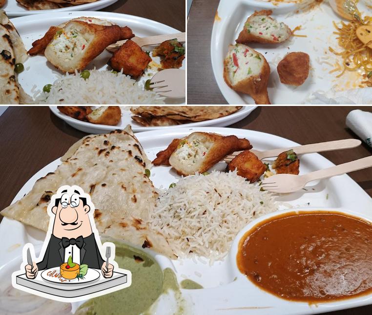 Meals at Pind Balluchi, MGF Metropolitan Mall