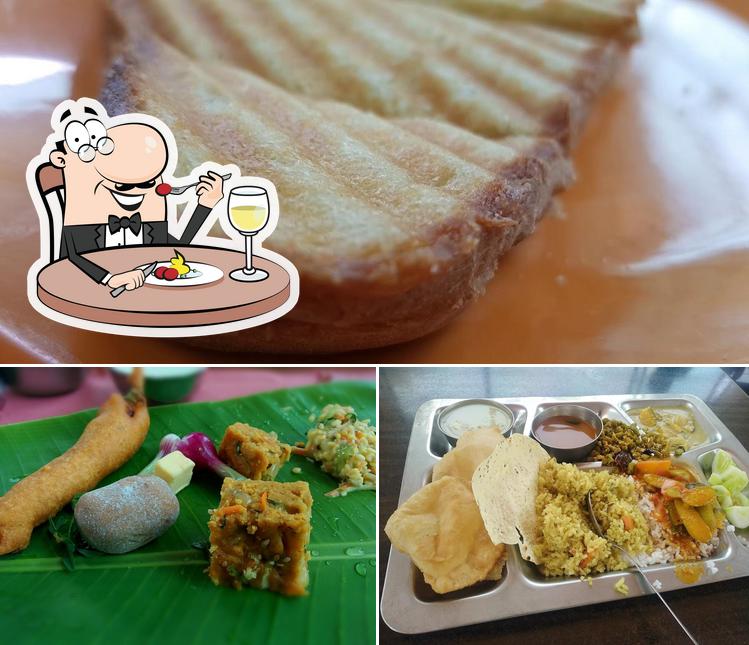Food at Kamat Food Court, Infosys campus