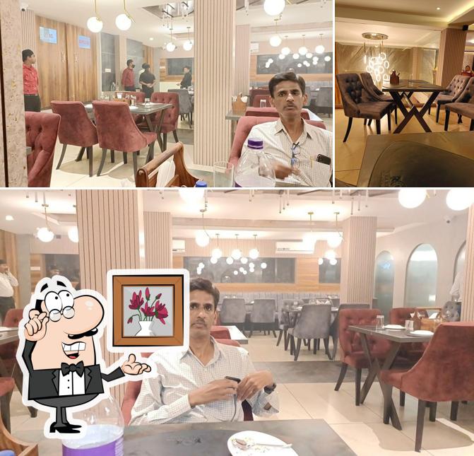 The interior of Shahi Zaiqa