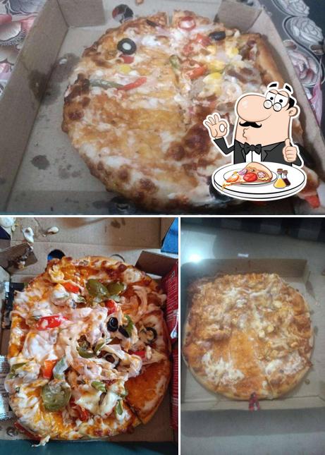 At Street Chai Wala, you can order pizza