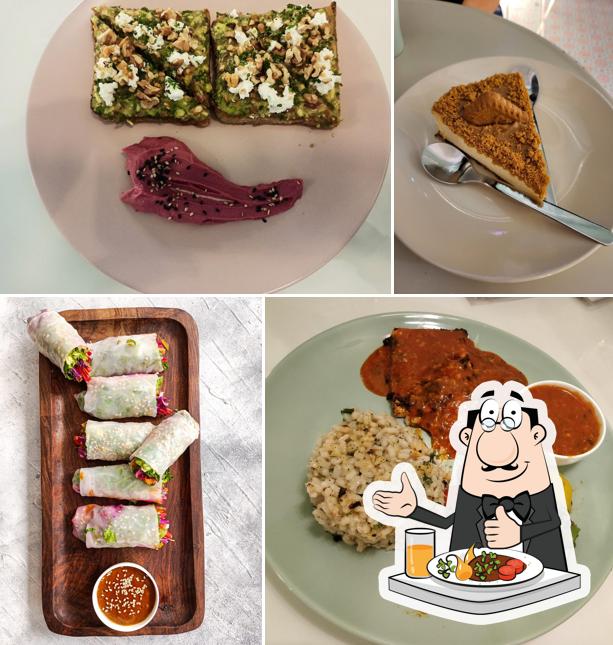 Food at Plush café