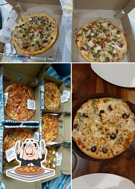 Order pizza at La Pino'z Pizza-Kharar