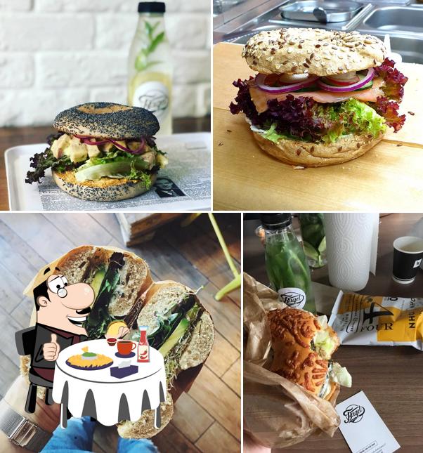 Hamburger al Bagel on the way