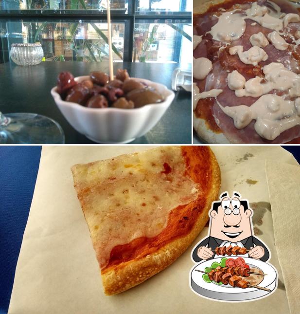 Cibo al Pizzeria Charlie Brown