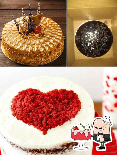 Red velvet cake at Eggless Cake