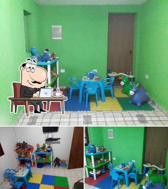 Espetinhos e Lanches Na Brasa
