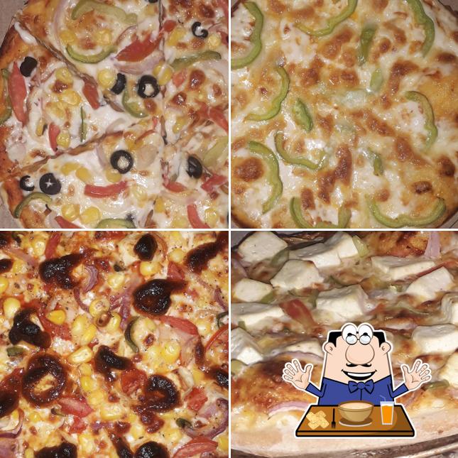 Food at R Pizza World
