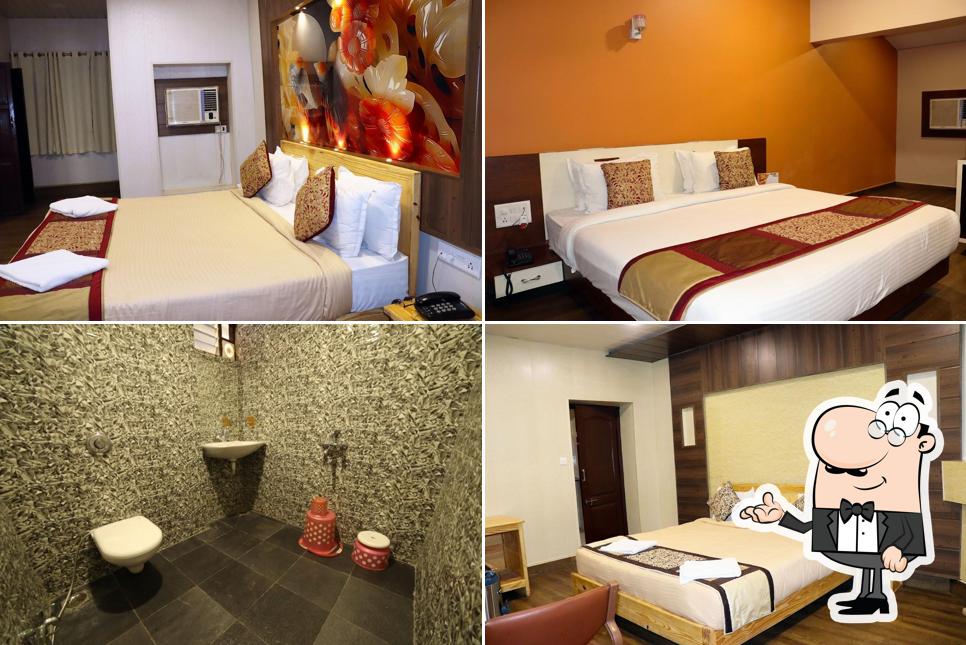 Ark Resorts