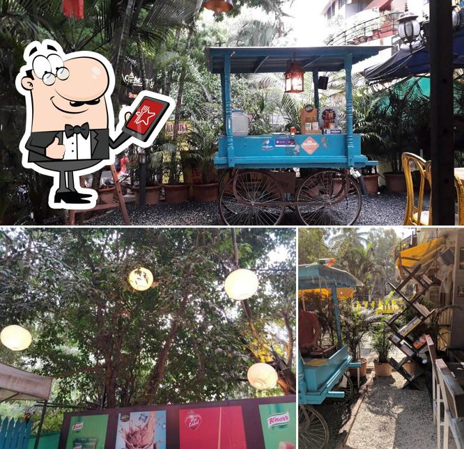 The exterior of Cafe Community