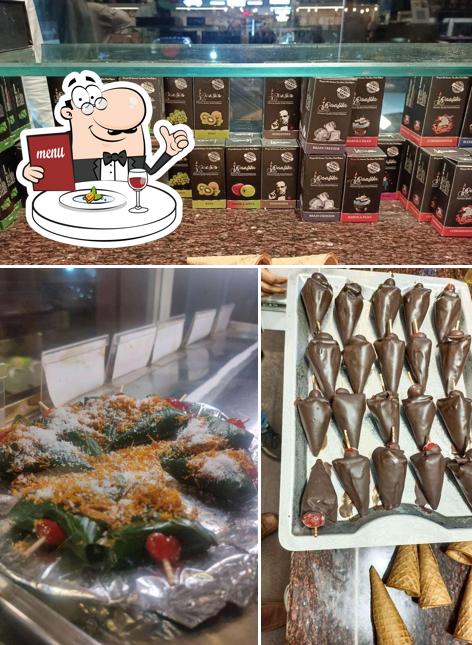 Meals at Mast Banarasi Paan - Fam Caff, Karkardooma