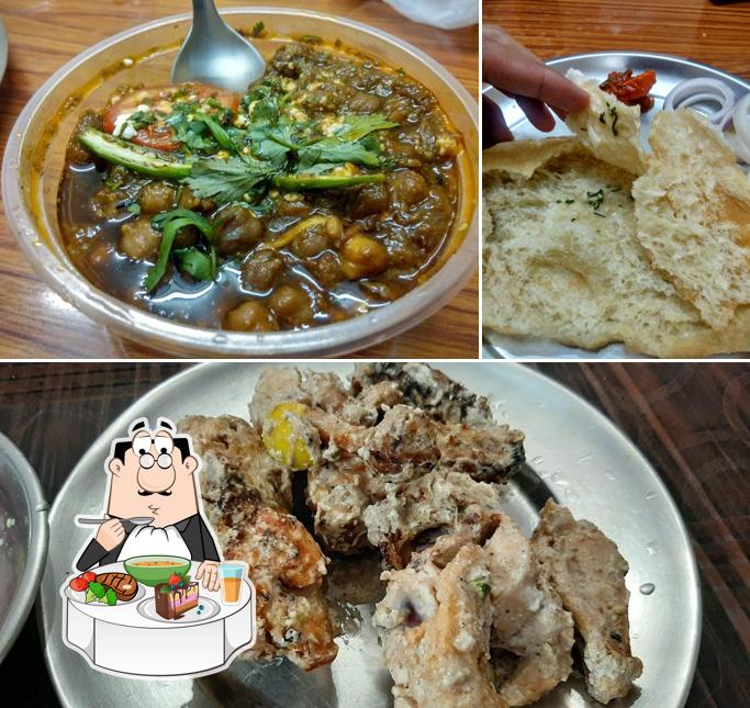 Hot and sour soup at Moti Restaurant - Restaurant In Malviya Nagar