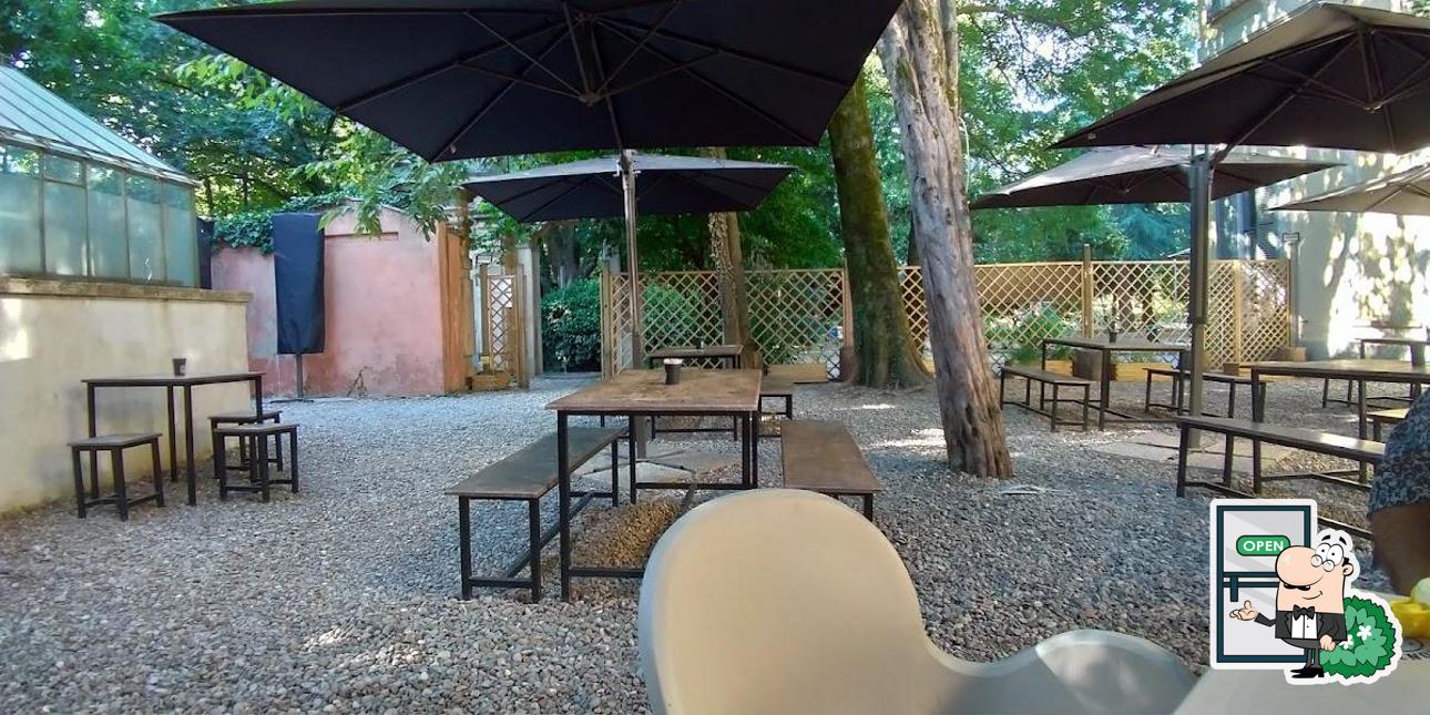 Gli esterni di Le Bistrot di Villa Burba