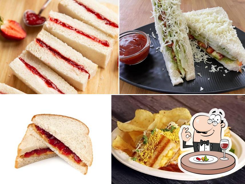 Food at Cheesy Night Fast Food