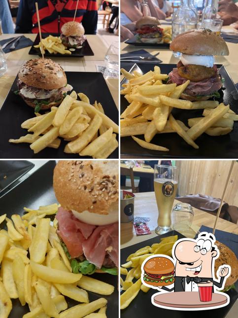 Ordina un hamburger a Don Mimmo Contemporary Pizza and Burger