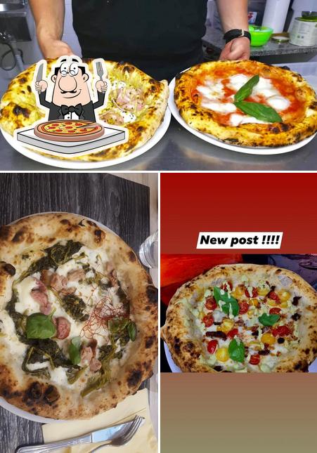 Ordina una pizza a La Reggia dei Borbone