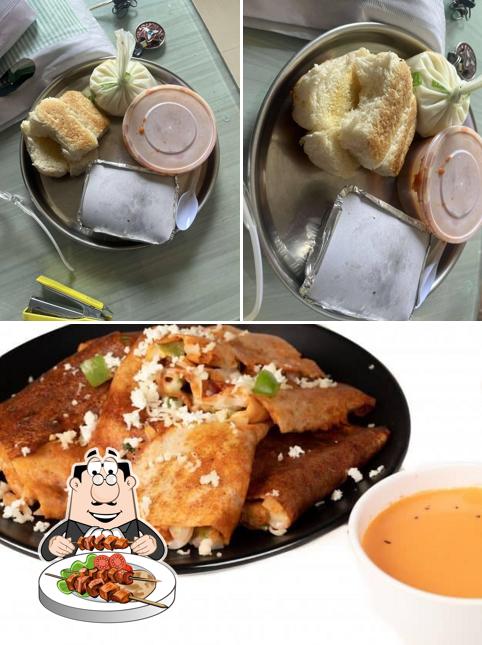 Vansh Dhosha And Bhajipau Center is distinguished by food and beverage