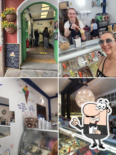 Gli interni di Riva Gelateria